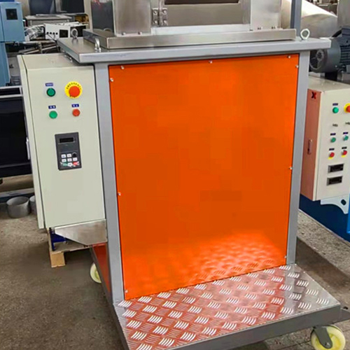 LQ300型切粒機